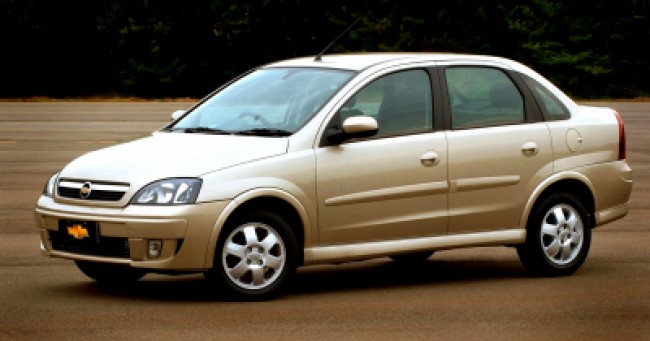 consumo de Corsa Sedan 2010 