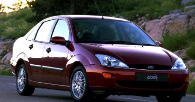 consumo de Focus Sedan 2003 